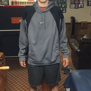 Men’s Nike Sweatshirt